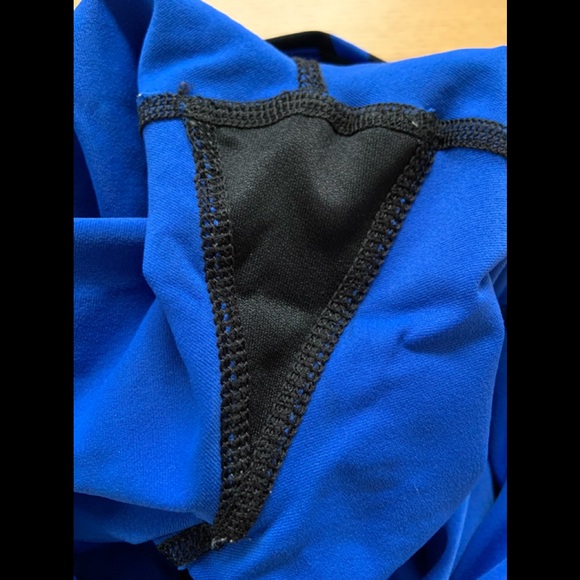 Nike Crop Leggings - Picture 4 of 5